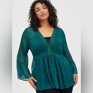 NWT Torrid 3X Emerald Green Chiffon Babydoll Blouse Lace Up Top
